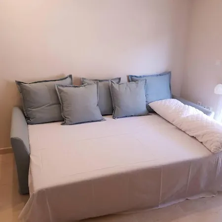 Forest View アパート